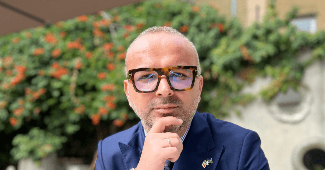 Comunicarea de criză prin presă: cum se pregătește, se corectează și se măsoară răspunsul public al unei companii la o criză de reputație
